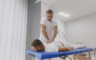 Who Should Consider Rolfing? Identifying If It’s Right For Your Pain
